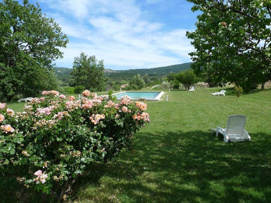 Le Lavoir Lacoste  Exterior foto